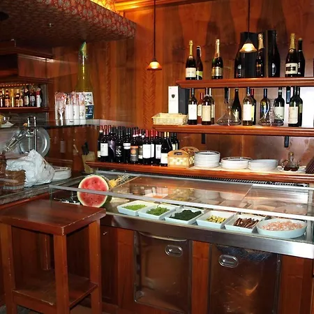 卡罗尔酒店 酒店 3*