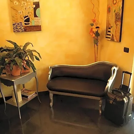 Karol Hotel