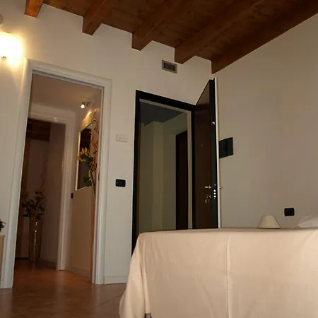 Karol 3* Monza